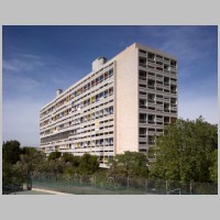 Unité d’Habitation Le Corbusier de Firminy, photo Edmund Sumner, behance.net,3.jpg